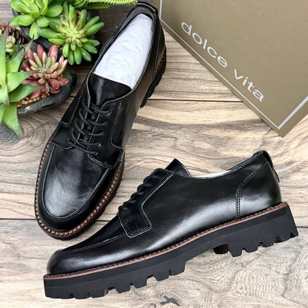 NIB Dolce Vita Morna 8.5 Chunky Lug Sole Lace Up Preppy Oxford Crinkle Patent